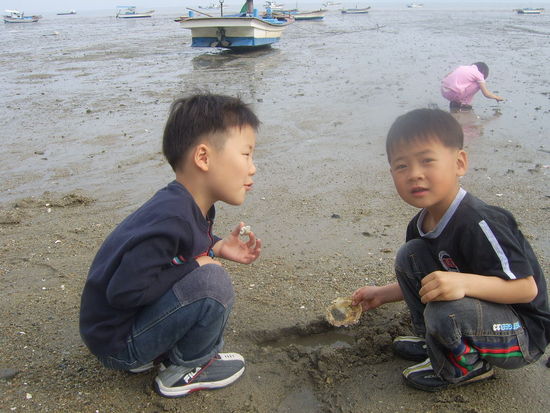 더 깊게 파보라니까..