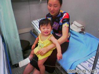 불량엄마의 아이로 태어나 두돌되다..