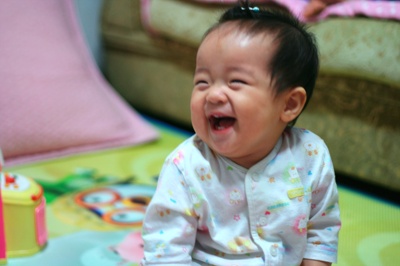 10개월된 웃는 얼굴이이쁜~~ 딸 채은이입니다