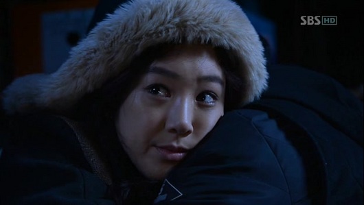 낯선곳에 갇히는 로맨스는 역시 드라마일 뿐인가요 ㅠㅠ