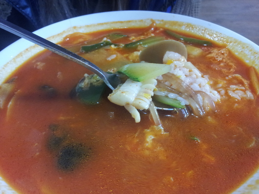 오늘 점심 메뉴는~~~~~~!?