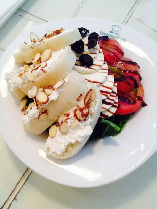 친구가 맛난 브런치를 사줫어요^^