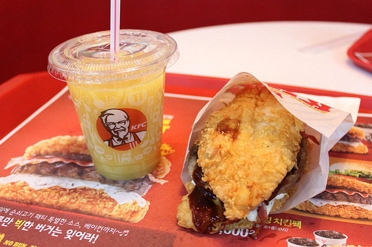 징거더블다운킹 진정한 치킨버거를 맛보다