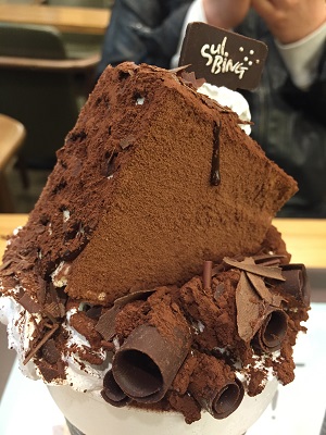 달달한거 생각날때 좋아요 ㅋㅋ 설빙에서 초코티라미수 설빙고 먹고왔어요~ 맛있쪄요^^