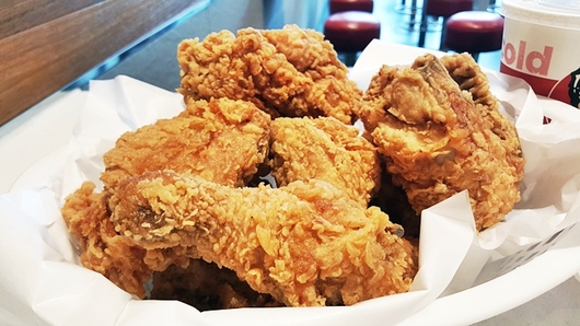 우울할 땐 치느님인가봐요...