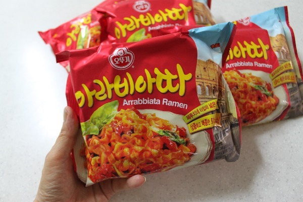 오뚜기 아라비아따 한상자 푸짐하게 받았어요 ^^