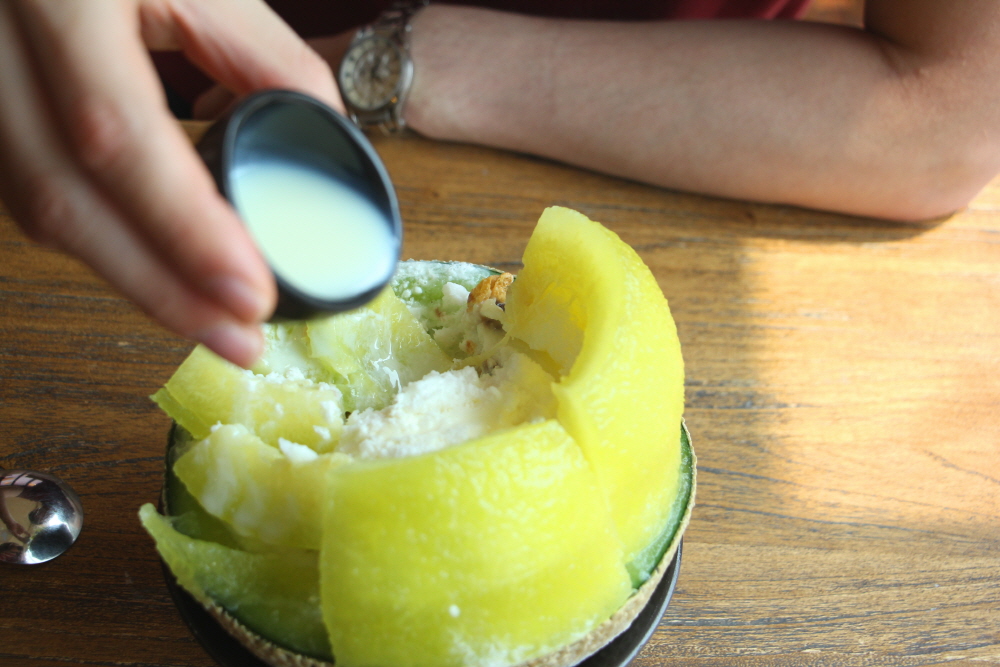 설빙에 직접 가서 먹는 메론빙수!따라올자가 없는 시원한 빙수맛집