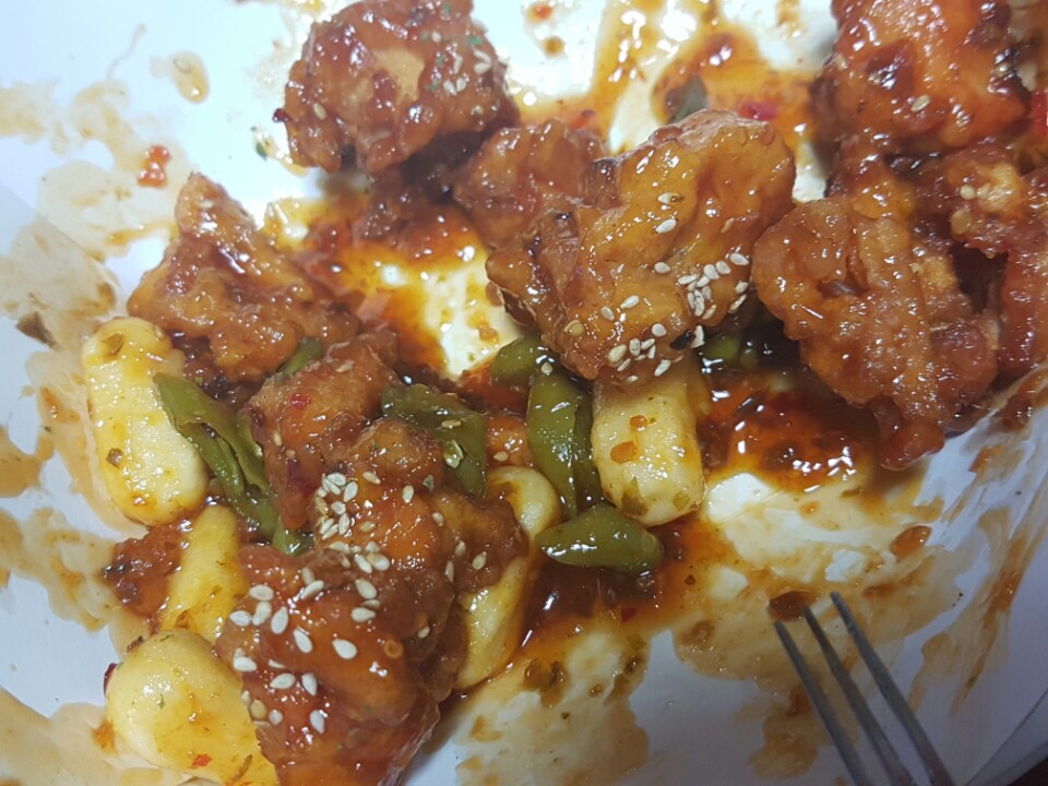 치킨매니아 청양불고추치킨 굿굿~