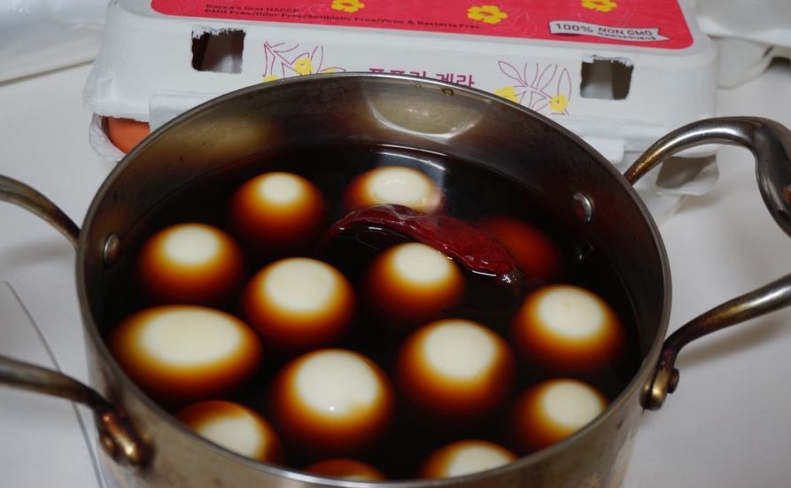 부드러운 일본식 계란 장조림