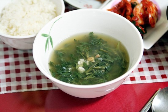 쑥향나는 된장국