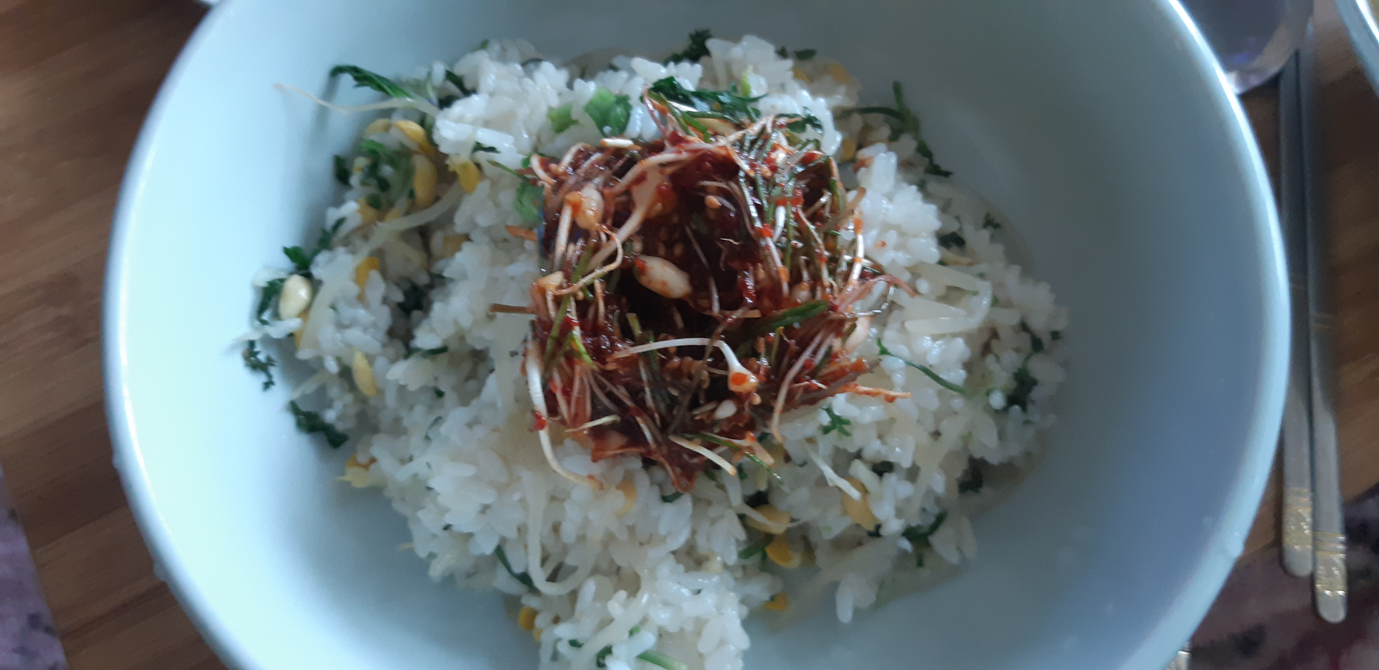 냉이달래비빔밥