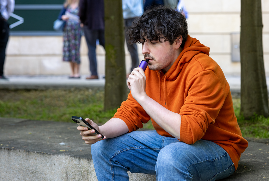 싱가포르의 전자담배 위..