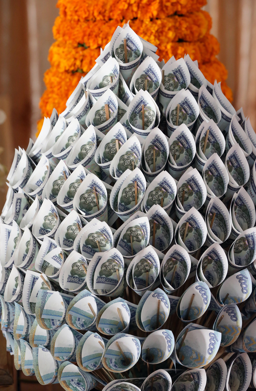 돈 꽃다발 어떻게 생각..