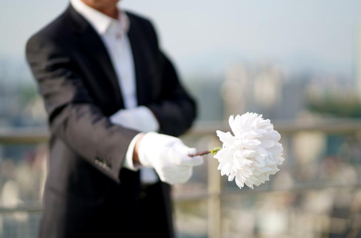 장례식 주문에 답례품을..