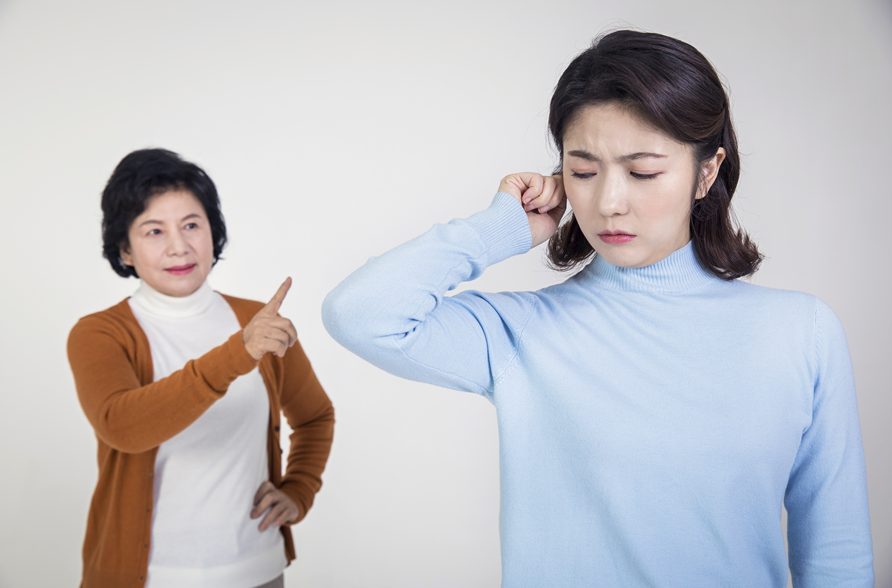 시어머니의 예고없는 며..